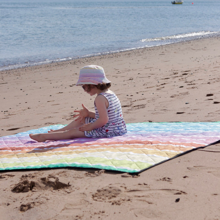 Little LoveBum Picnic Mat