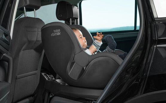 Britax Swingfix M Plus